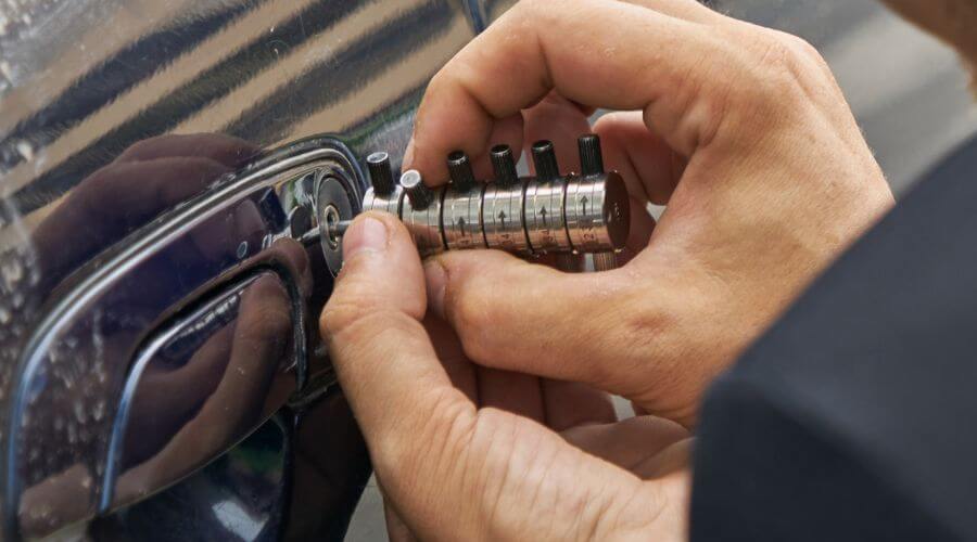 Professional residential roofers in Enderlin, ND